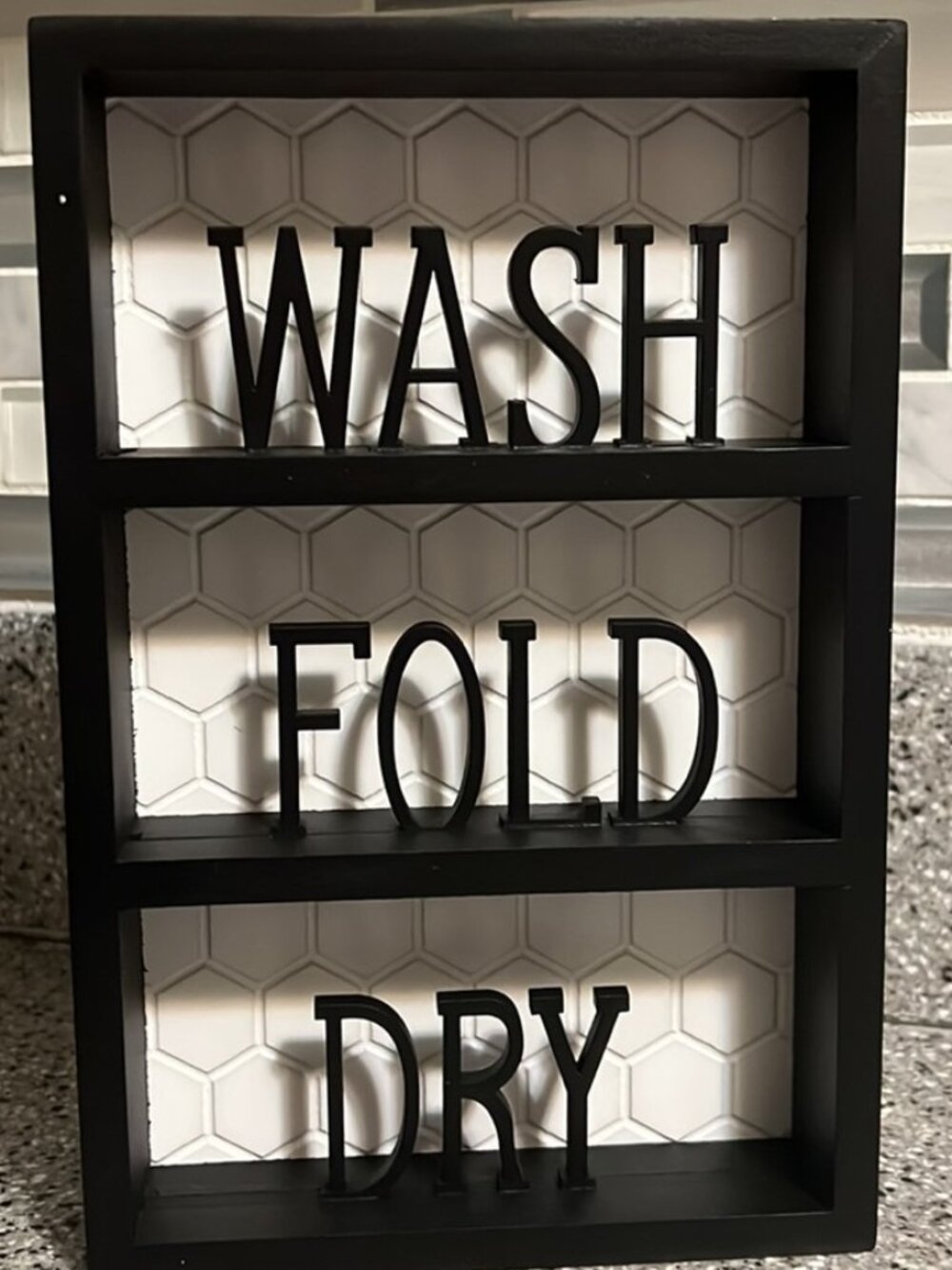 WASH-FOLD-DRY WALL DECOR